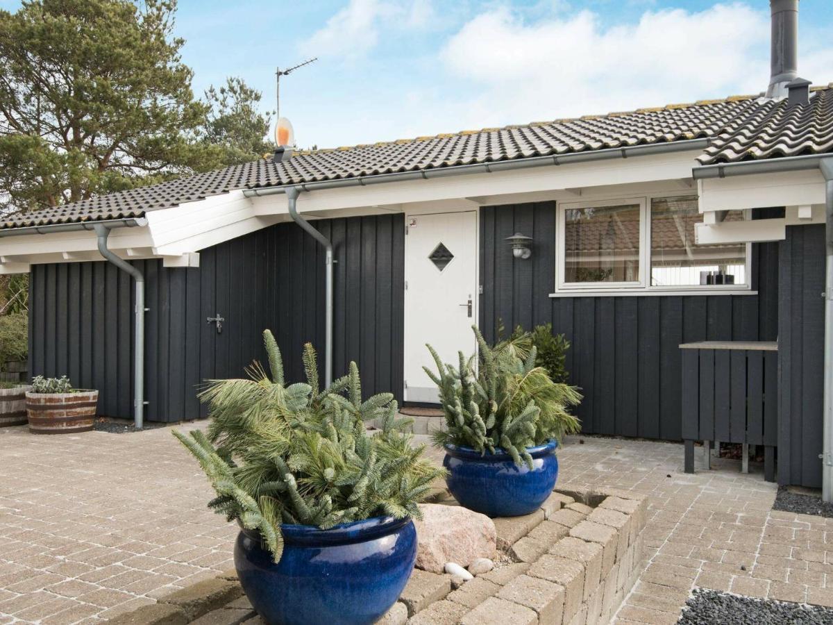 6 Person Holiday Home In Ebeltoft Eksteriør billede
